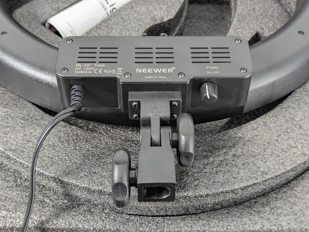 Neewer RL-18, Large 18 Inch Ring Light 55W LED Ringlight, Diffuser & Case *READ*