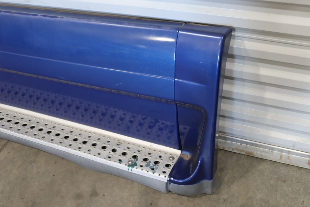 2008-2017 FREIGHTLINER CASCADIA 125 LEFT DRIVER SIDE FAIRING STEP PANEL OEM