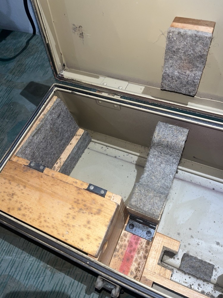 Original WW2 German Rangefinder Binoculars (Transit Case Only) Entfernungsmesser