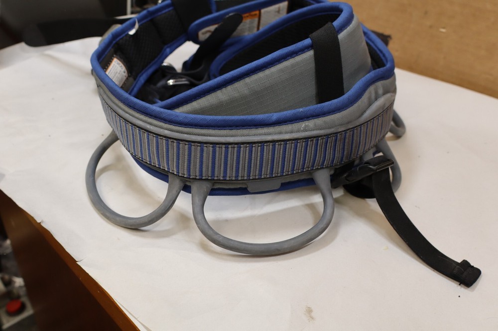 Black Diamond Primrose Sit Harness Climbing Harness - Size 10