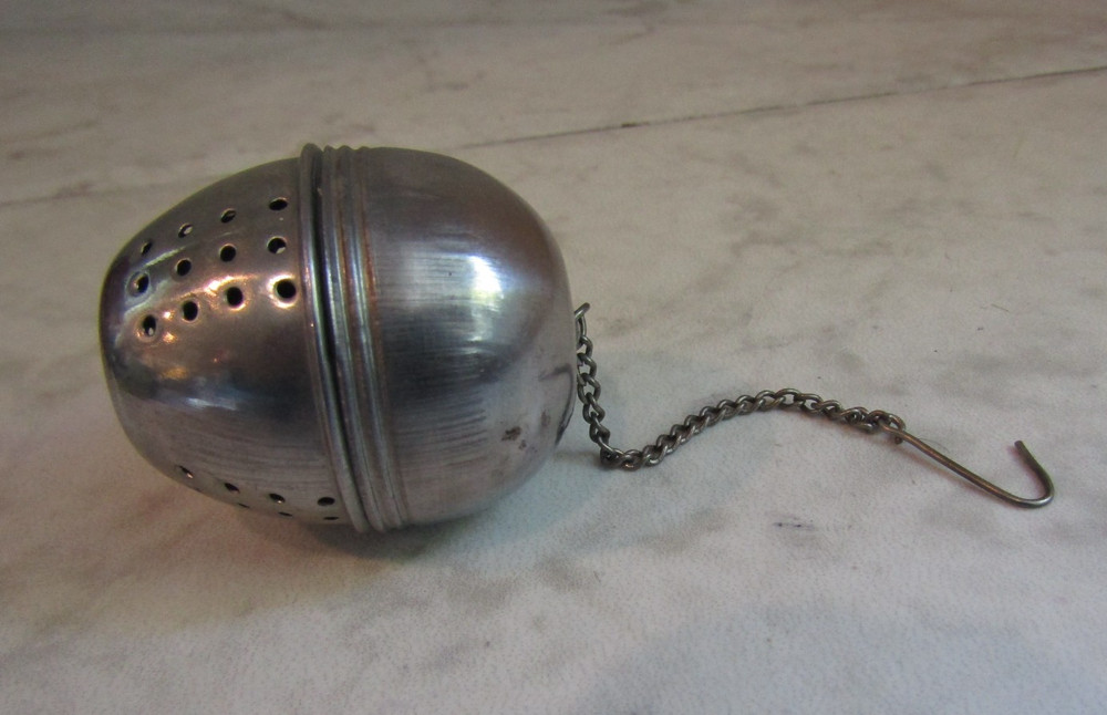 Vintage Acorn Tea Strainer Infuser