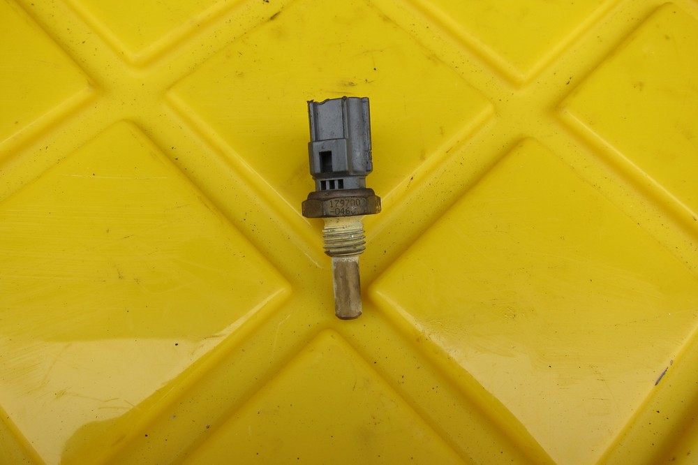 2003 SUZUKI GSXR 1000 COOLANT TEMPERATURE SENSOR THERMOSENSOR