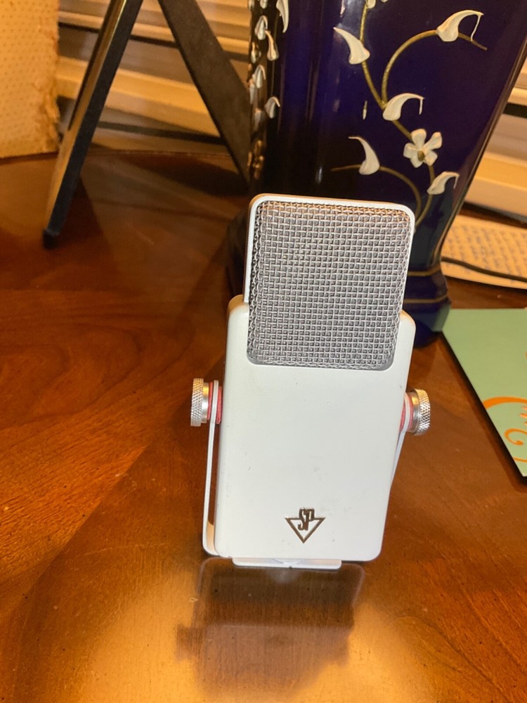 **STUDIO PROJECTS - LSM WHITE | Large Diaphragm Condenser Microphone with USB**