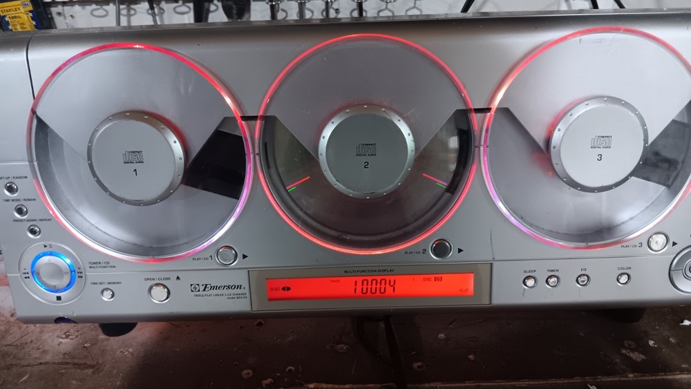 Emerson MS3103 Triple-Play Linear 3CD Changer Plays With Issues (Read)