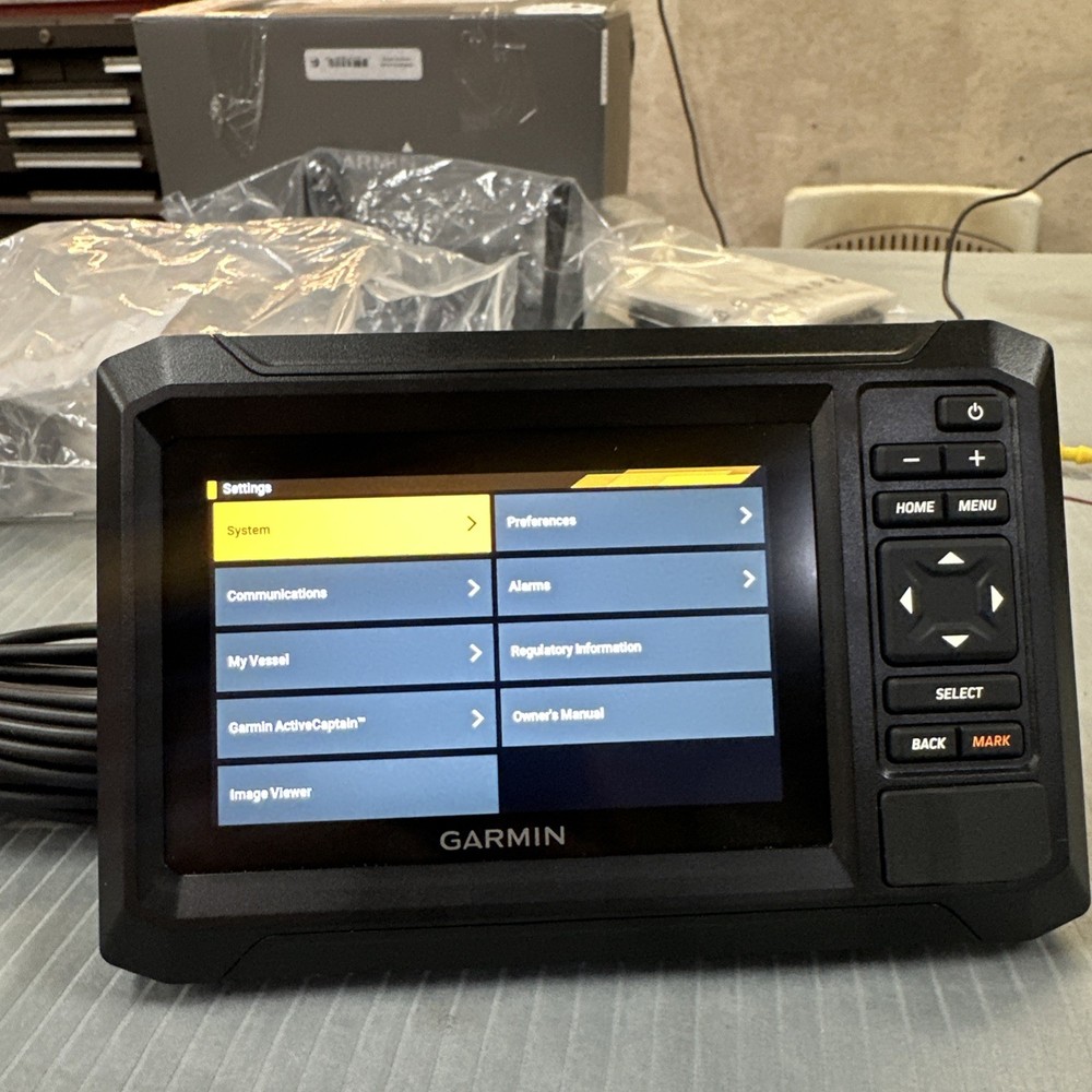 GARMIN ECHOMAP 5” UHD2 54CV + Transducer Chartplotter/Fishfinder Combo. SEE VID