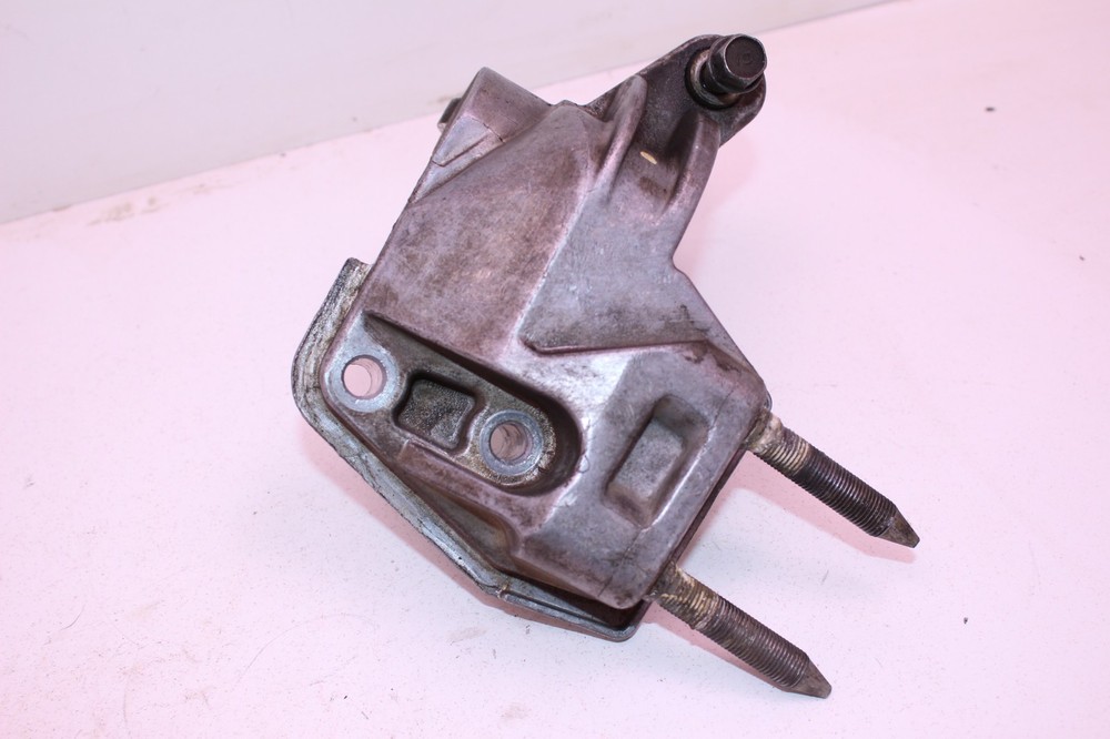 🔥01-05 Honda Civic Engine Motor Mount Bracket Timing Side Alternator Post OEM