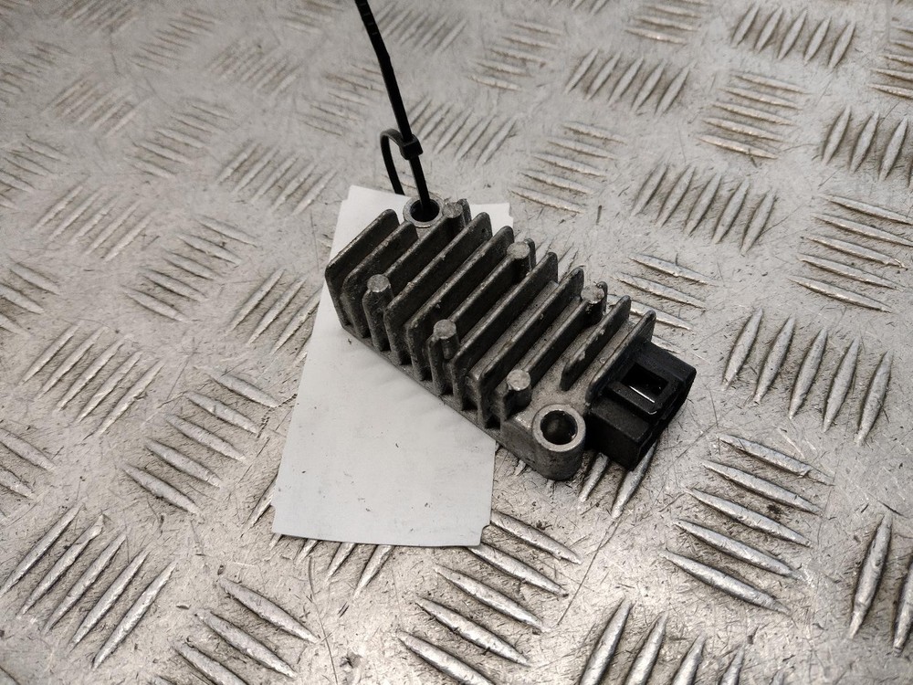 2016 YAMAHA MT 125 125 ABS RECTIFIER REGULATOR