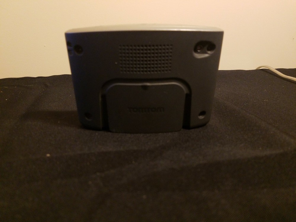 Used TomTom One XL GPS l Black and Silver 