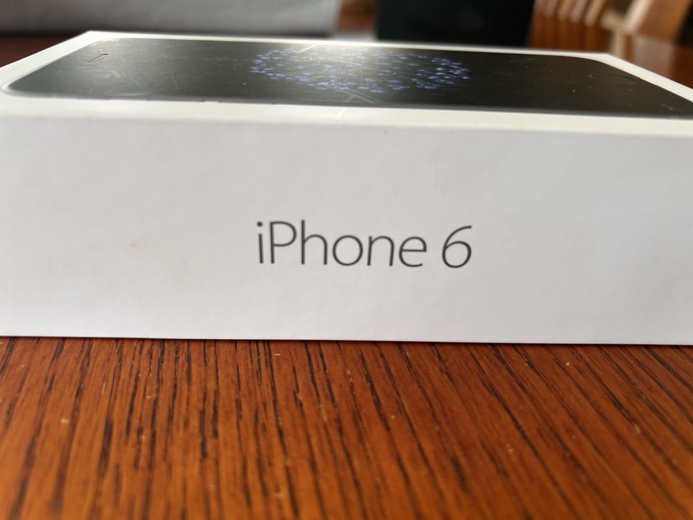 Original Apple iPhone 6 Box - Used Box With Apple Earphones