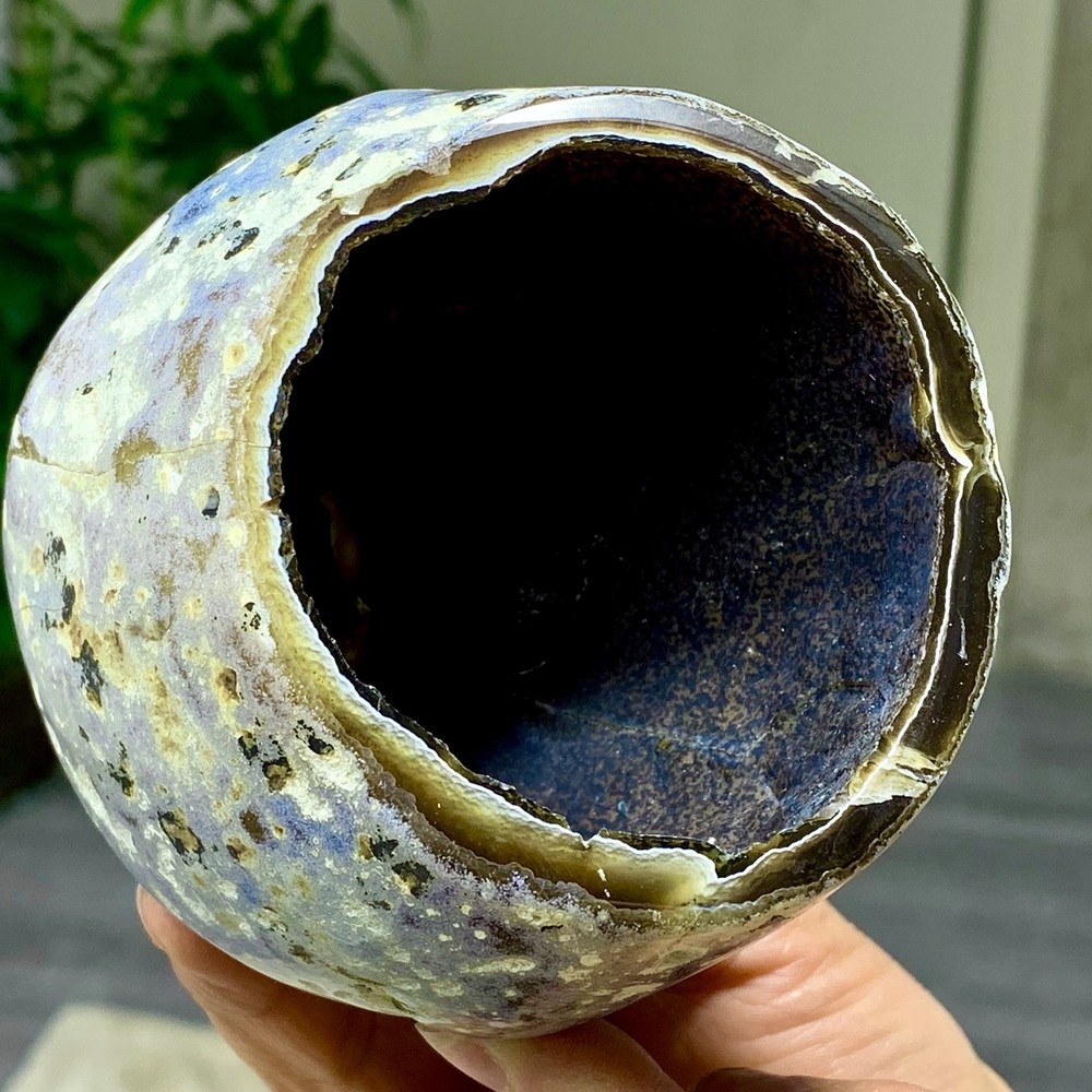 371G Natural beautiful agate geode quartz specimen Healing