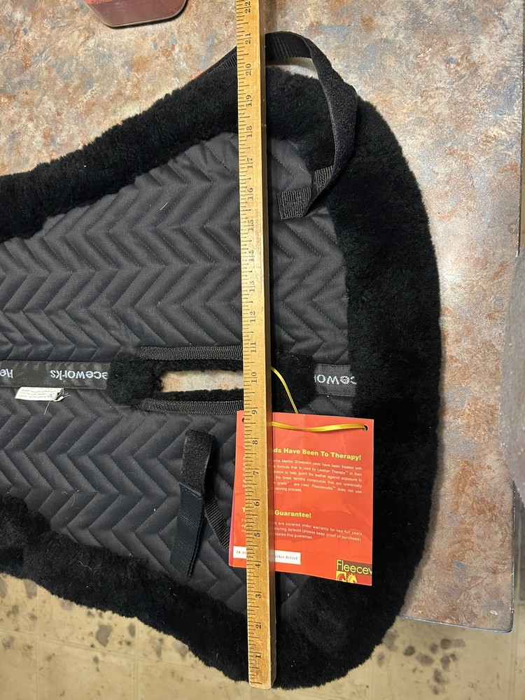 Fleeceworks Half Pad NWT Black