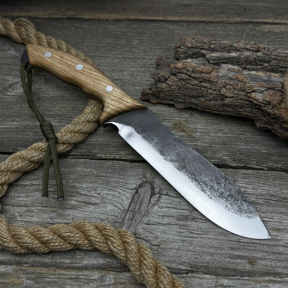 Forged Hunting Knife. Razor Sharp Blade (Fixed Blade). Tools for Camping.