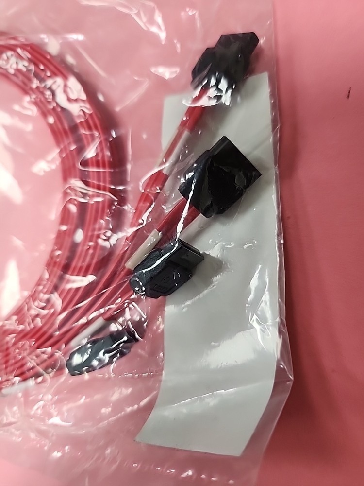 CBL-SFF80870CF-10M SATA Cable