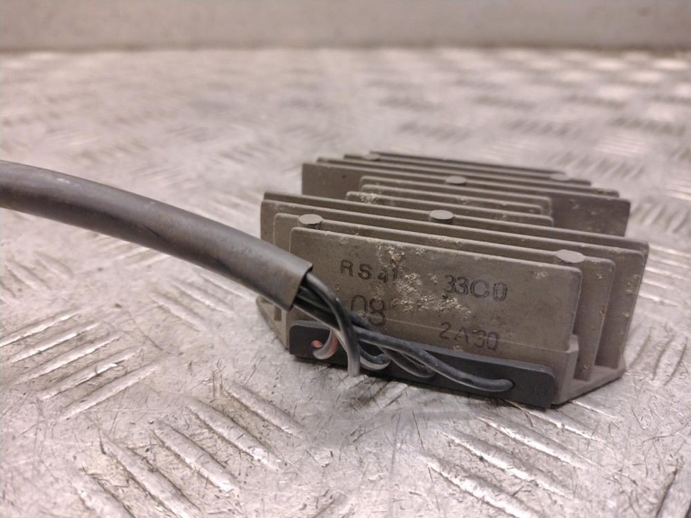 2004 SUZUKI GS 500 K2 Regulator Recitfier