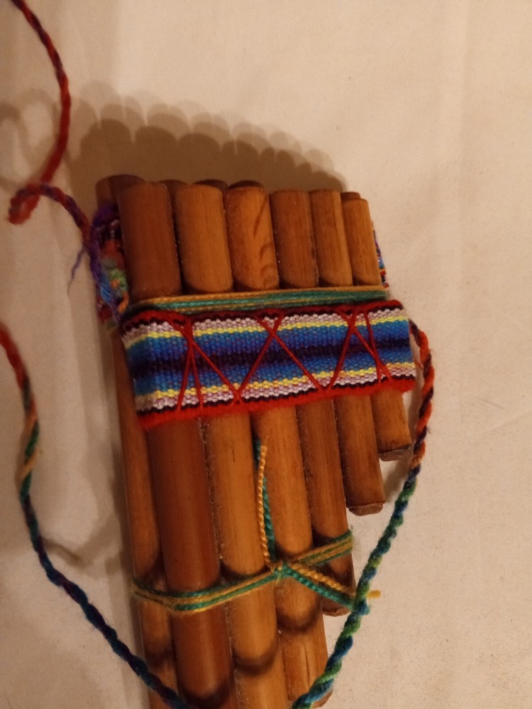 Authentic Peruvian Handmade Reed/Bamboo Pan Flute With Colored Cloth - 13 Pipes