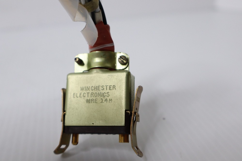 Bendix King KS 271A Roll Servo Connector