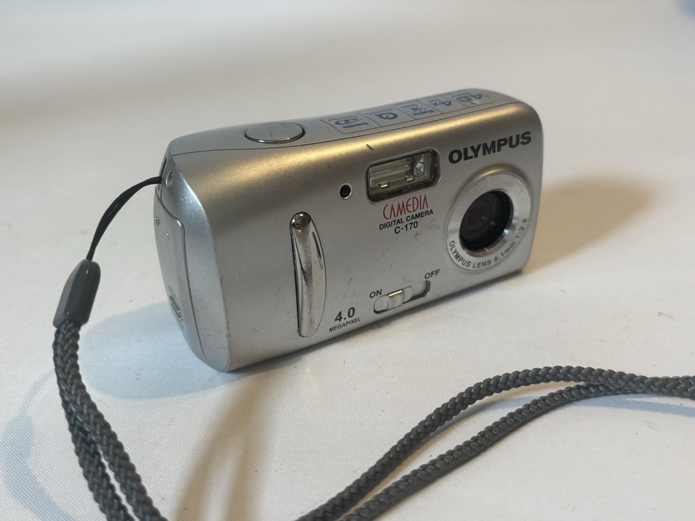 Olympus C-170 Digital Camera Silver - Working