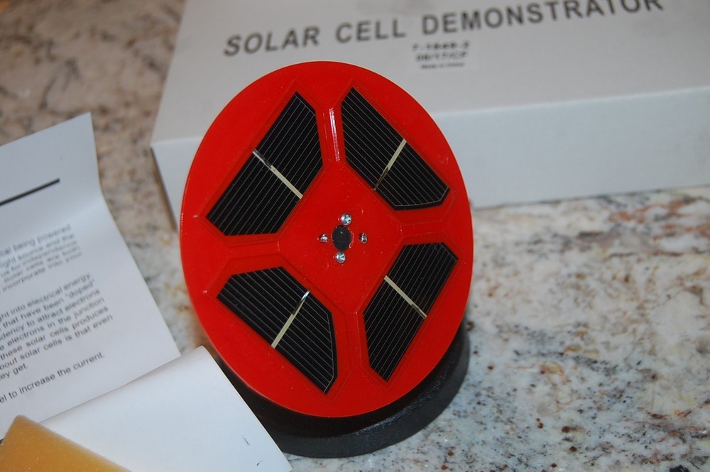 SOLAR CELL DEMONSTRATOR KIT NEW IN BOX