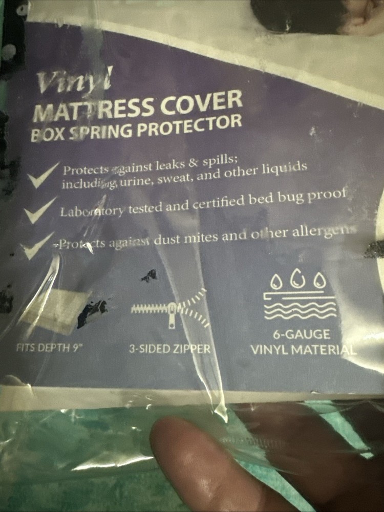 Waterproof Vinyl Crib Mattress Protector – Bed Bug & Allergen Proof Cover