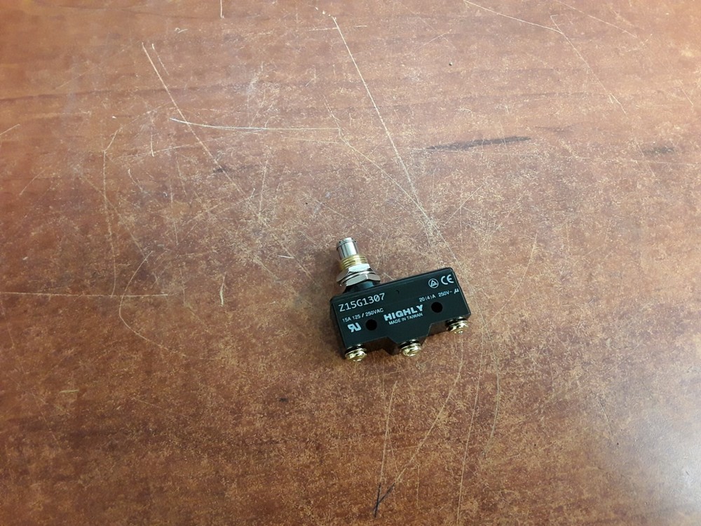 Highly, Andersen, Z15G1307 Momentary Switch