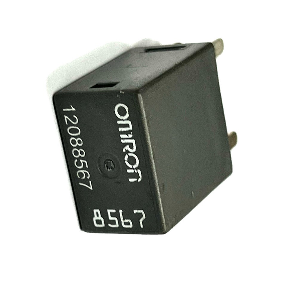 (1) GM 12088567 Relay OMRON 8567