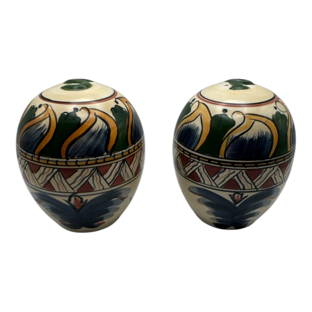 Tabletops Unlimited Deruta Hand Painted Oversized Salt Pepper Shaker Set EUC