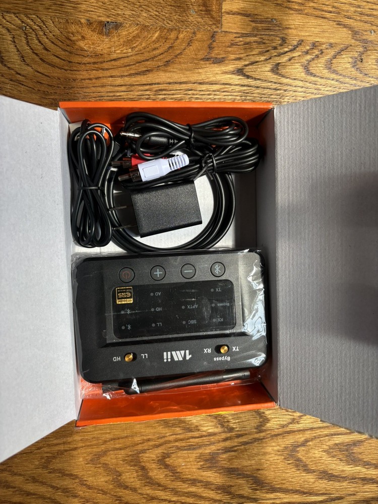 1Mii B03 Pro Wireless Transmitter and Receiver Bluetooth 5.3 2n1 | 2 in 1