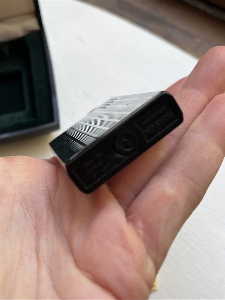 RONSON VARATRONIC Piezo-Electric Silver Engine Turned Lighter Made W. Germany