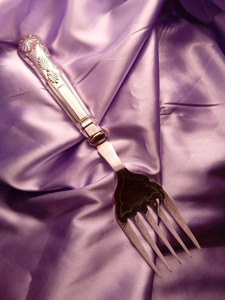 Vintage Embossed Shell Pattern Etched Victorian Silver Plated Serving Fork Clean