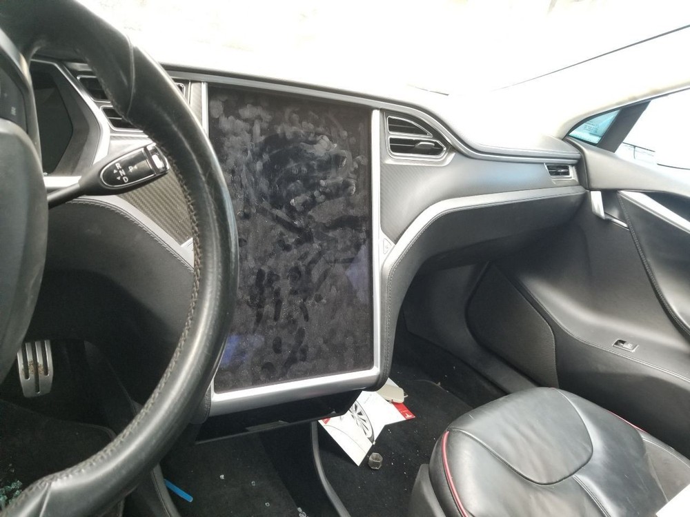 TESLA S 2012 Quarter Glass 5039989