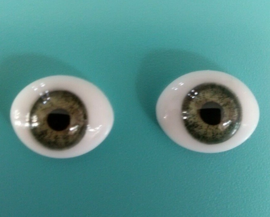 DOLL EYES - GLASS FLAT OVAL - 12MM - GREEN