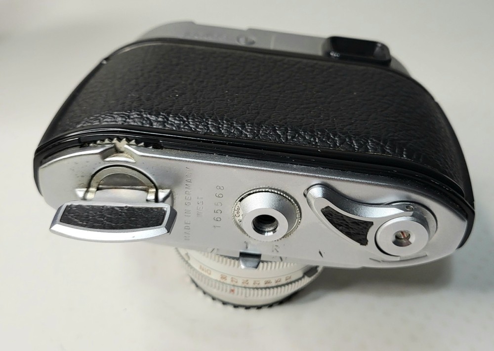 Balda Super matic Compact Camera With Color-Baldanar 1: 2.8/45