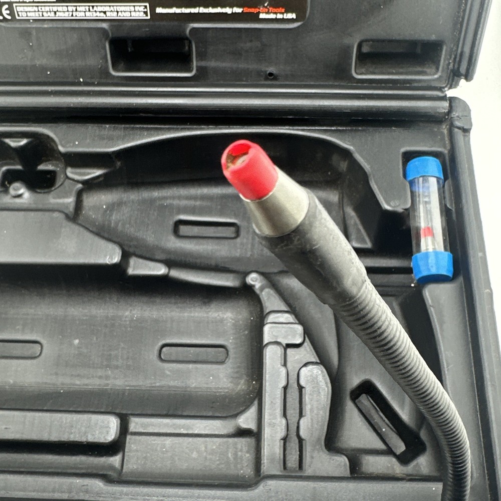 Snap-On Electronic Leak Detector ACT730 with Case