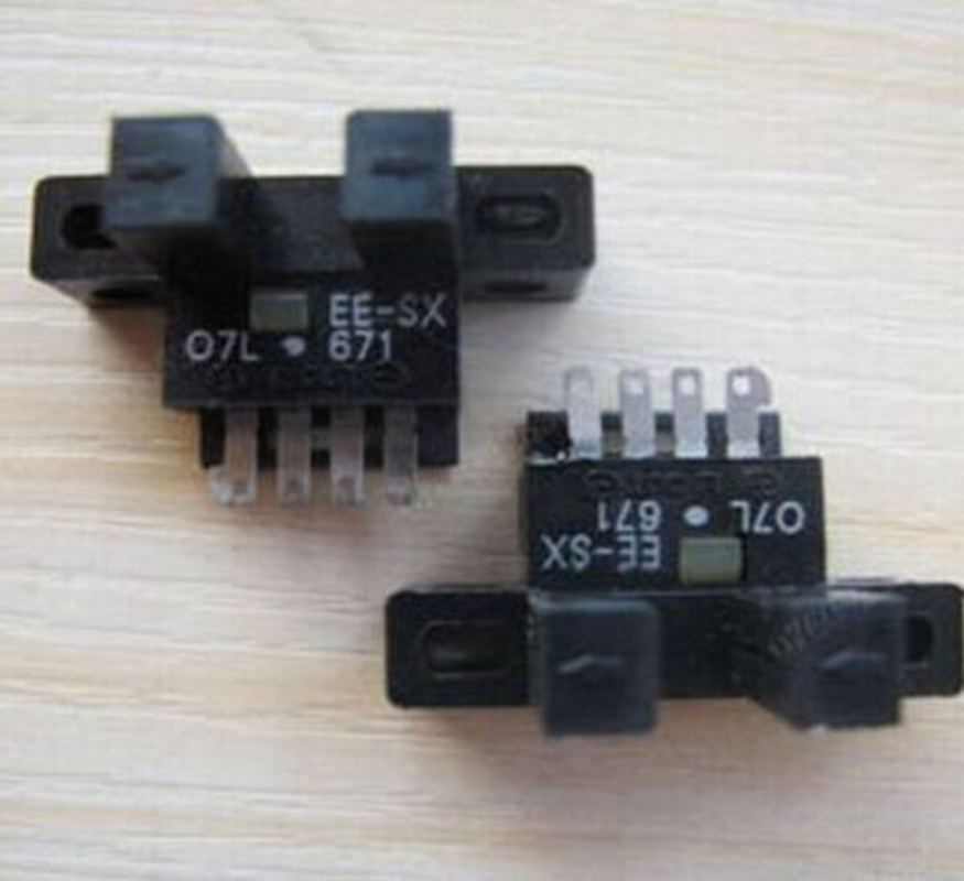 2pcs OMRON Sensor EE-SX671 EESX2251E