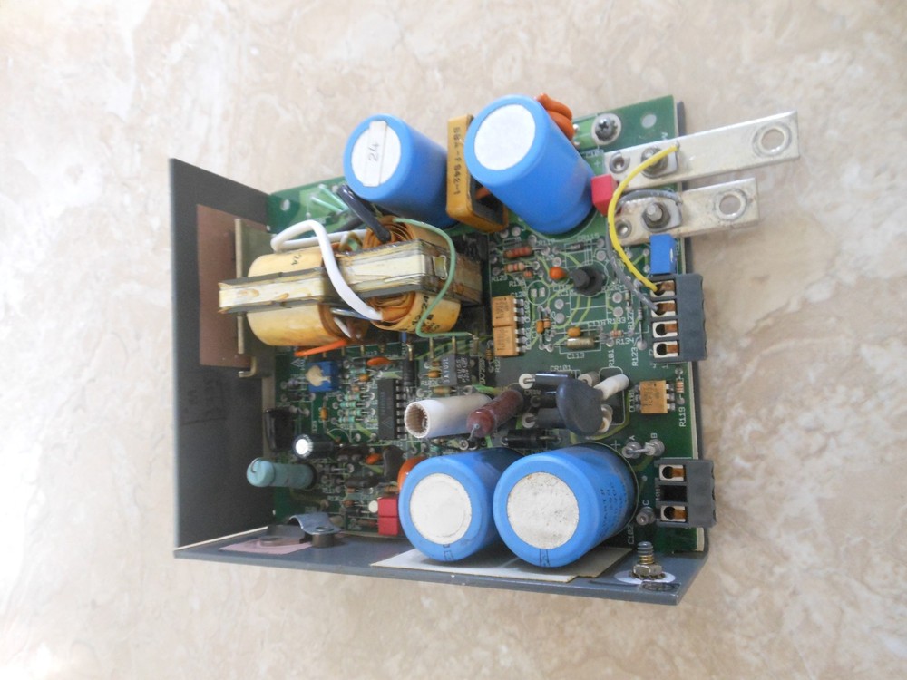 LAMBDA REGULATED POWER SUPPLY LFS-42-24