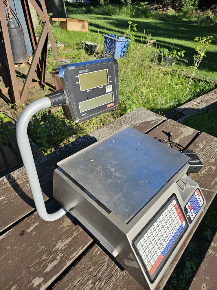 Tor-rey LSQ-40L 40 lb. Price Computing Scale with Label Printer