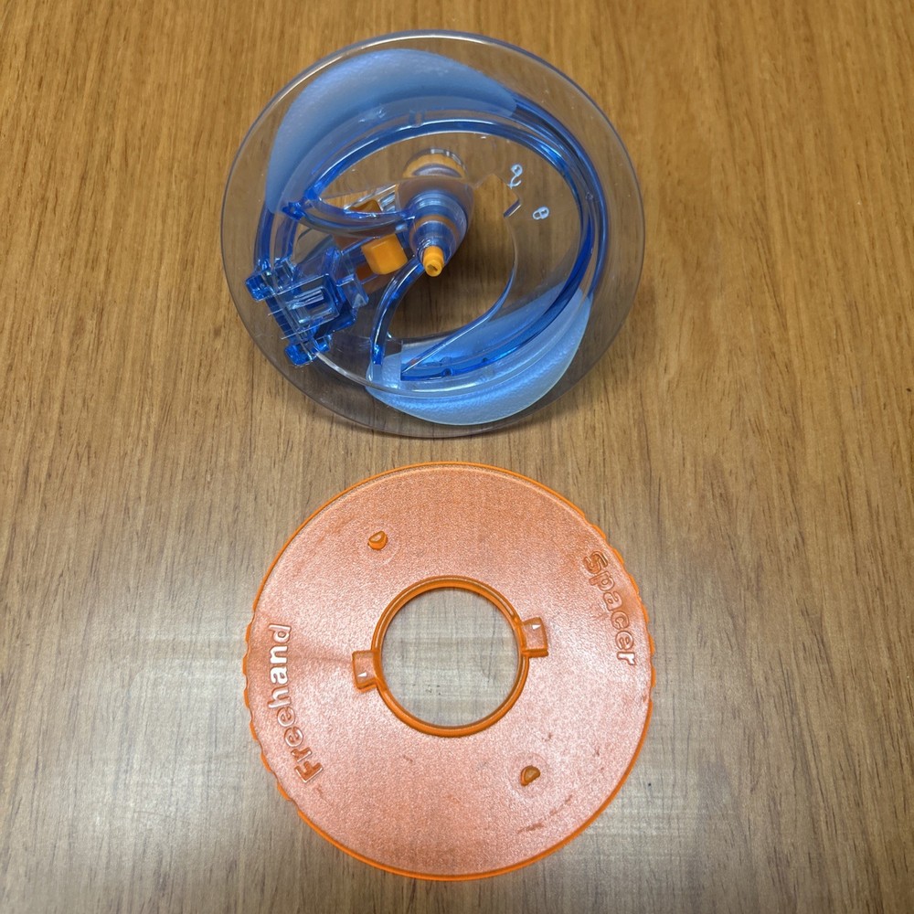 Fiskars Shape Cutter With A Blade