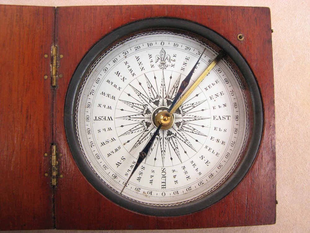 Victorian unsigned Francis Barker mahogany cased pocket compass