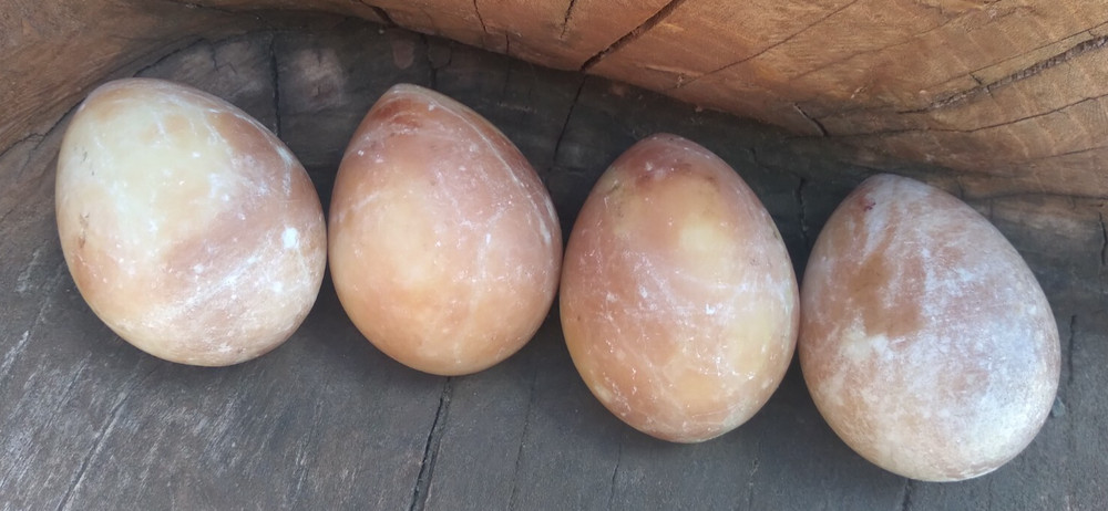 MATTE Peach Cream Marble Stone Egg Easter Orange