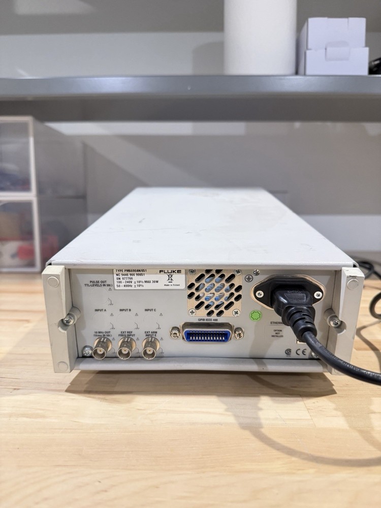 FLUKE PM6690 FREQUENCY COUNTER / TIMER ANALYZER (TESTED) SHIPS FREE