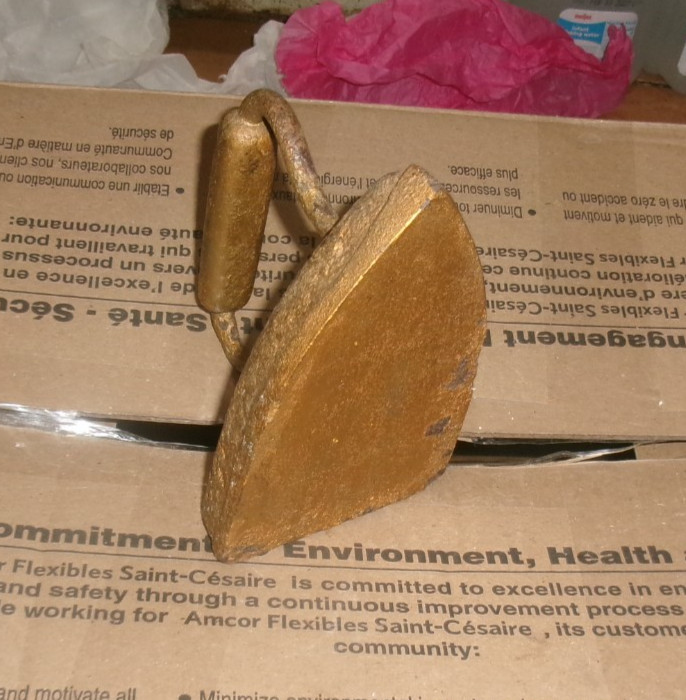 antique SAD iron
