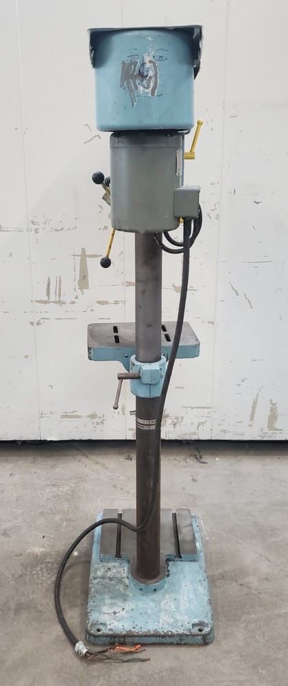 CLAUSING CORP 14" VARIABLE SPEED DRILL PRESS MODEL 1689 RPM 1725 208 VOLTS 3.2A