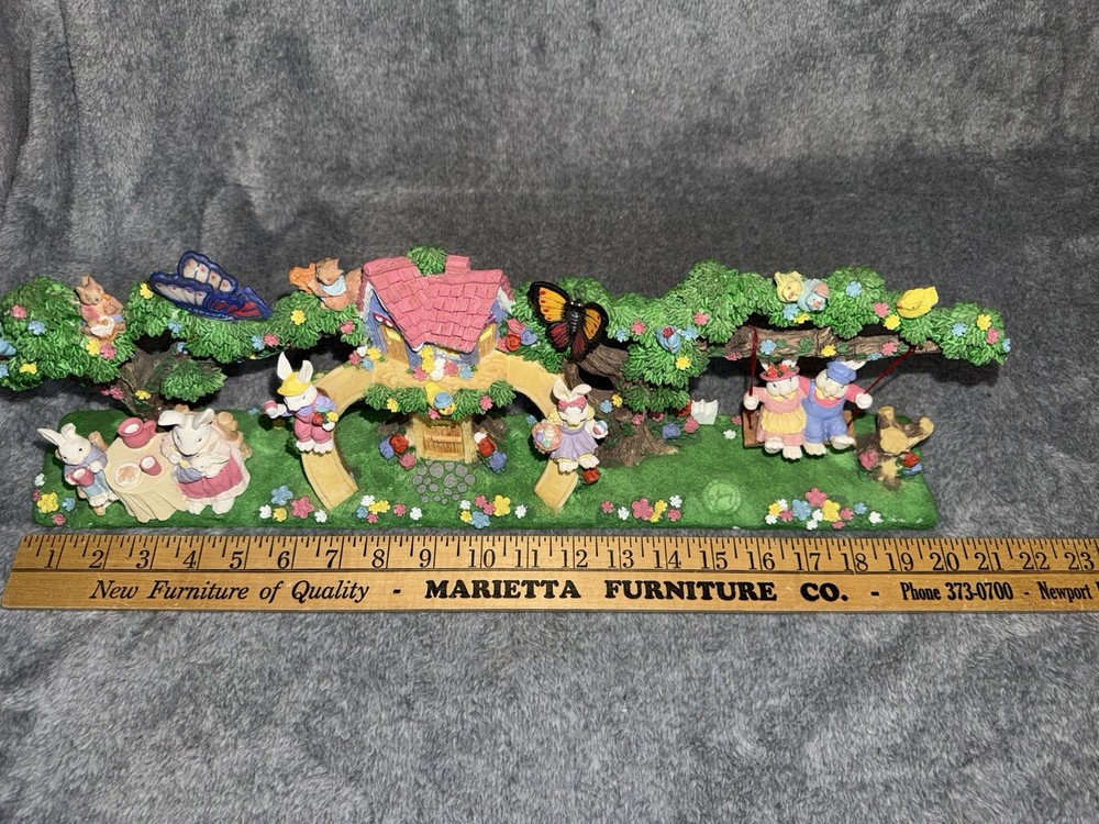 Vintage 1999 Jaimy Design Easter Jubilee "Easter Bunny Tree House"