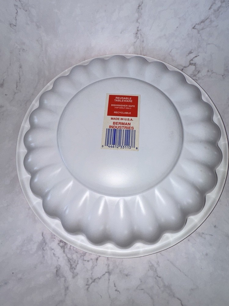 2 Scalloped Edge Plastic Easter Bunny Tray Bowls Vintage