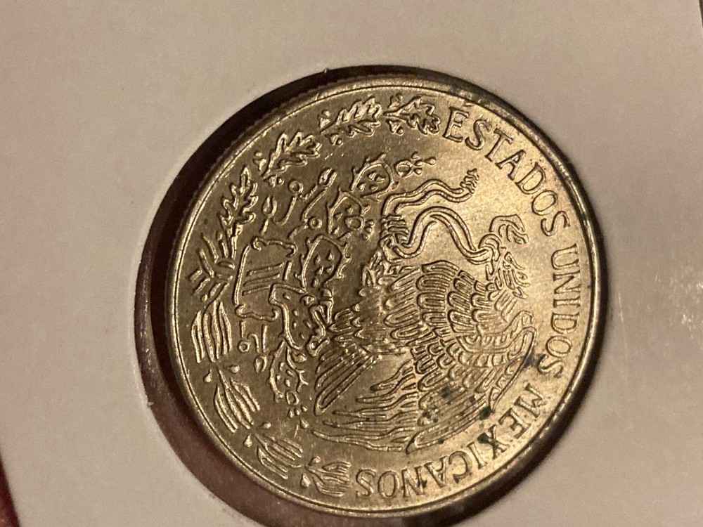 MEXICO UN PESO 1981 OPEN 8