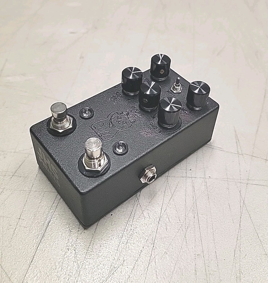 JHS Lucky Cat Delay Guitar Pedal Black, Digital/Analog Tape Modulation Delay
