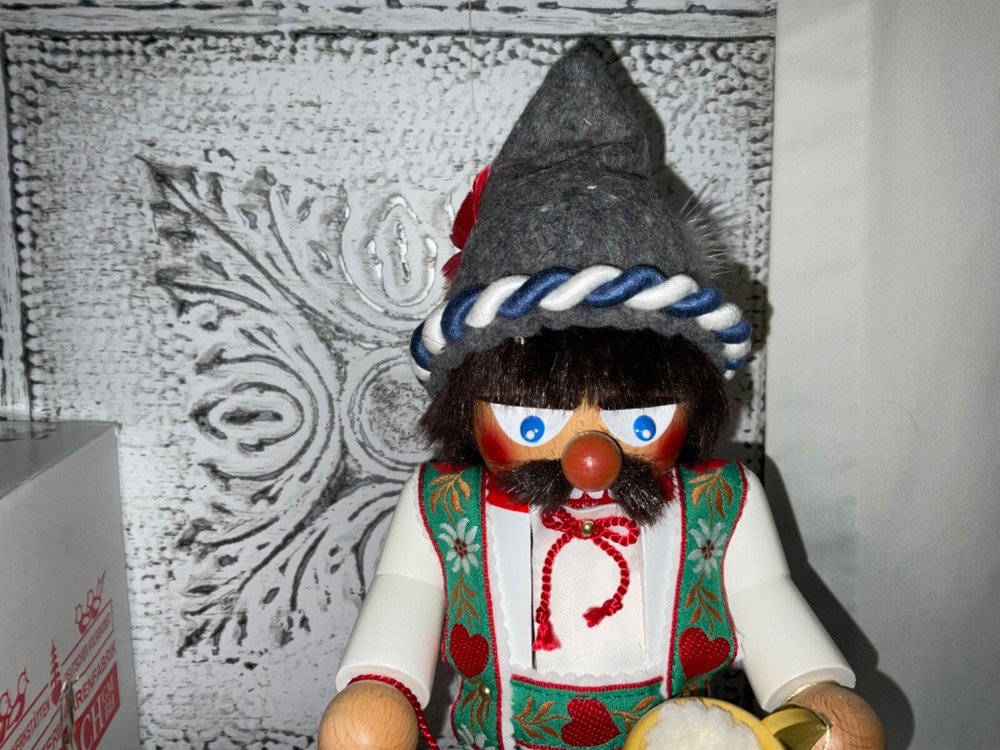 Steinbach Chubby Octoberfest Fan Beer Drinker German Nutcracker - S1353