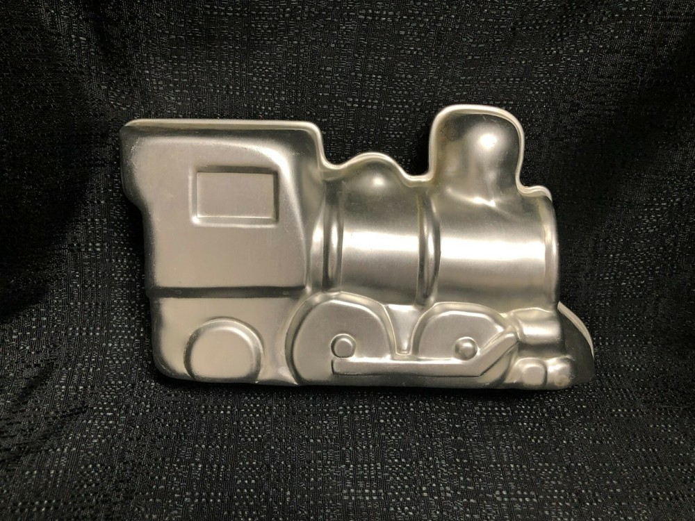 Wilton choo choo train engine mini cake pan / vintage
