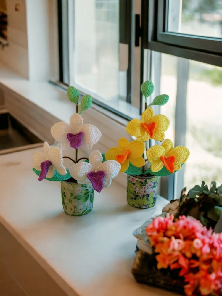 Mini Crochet Orchid