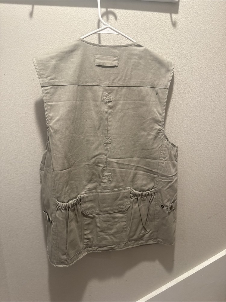 U.S. Spec Tactical Tan Multi Pocket Vest Medium